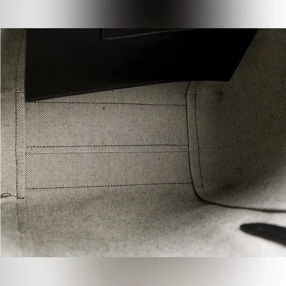 Alexander McQueen Leather Signature Shopper Tote Bag Purse 💕for Sasha - Picture 13 of 16